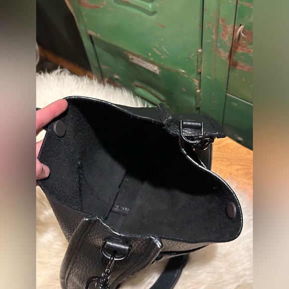 Rebecca Minkoff Unlined Feed Bag Black Leather - Picture 9 of 11